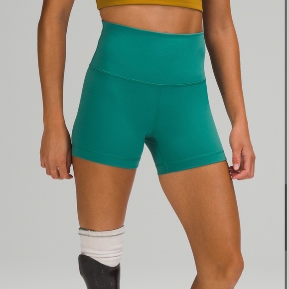 Lululemon Wonder Under Biker Shorts 
